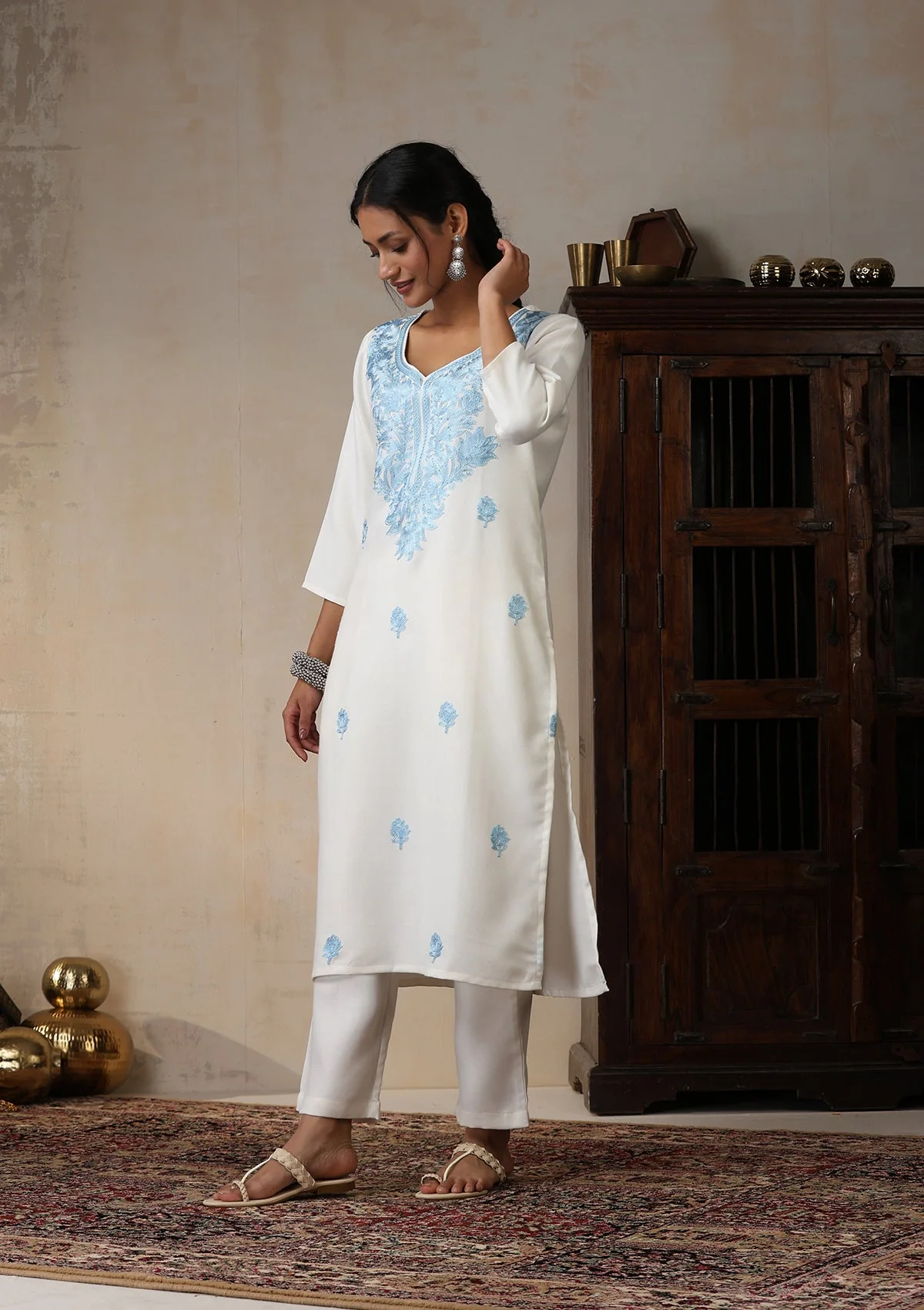 HOC Wool Aari Embroidered Solid Women's 2 Pc Long Kurta Set - White - Image 3