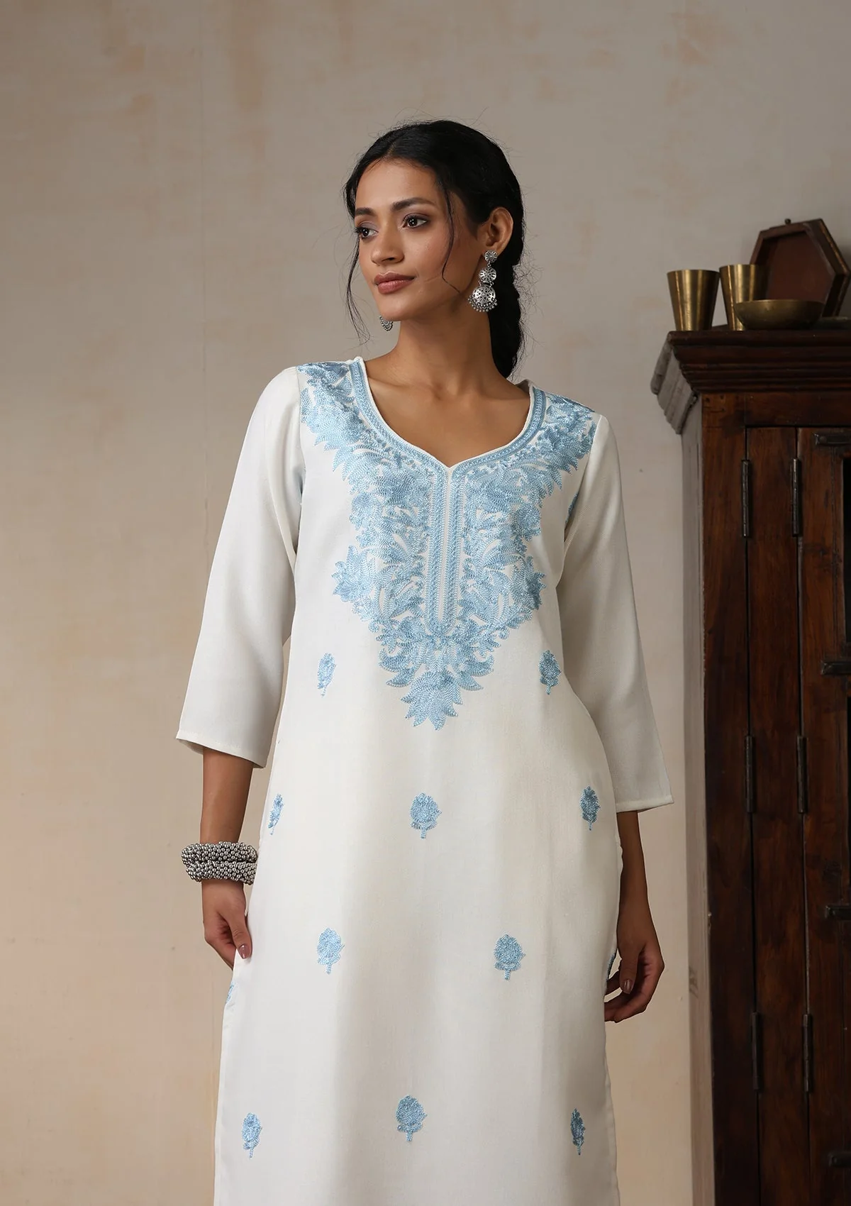 HOC Wool Aari Embroidered Solid Women's 2 Pc Long Kurta Set - White - Image 5