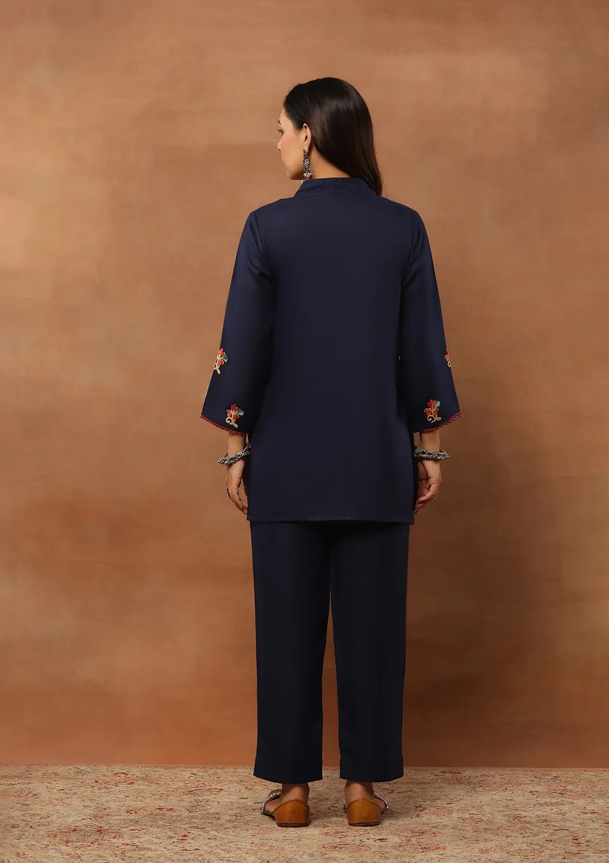 HOC Wool Aari Embroidered Solid Women's 2 Pc Short Kurta Set - Blue - Image 7