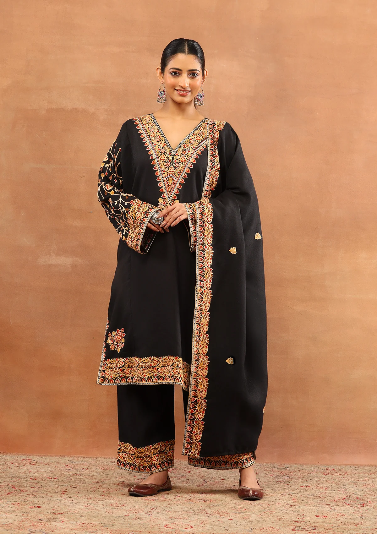 HOC Wool Aari Embroidered Solid Women's 3 PC Long Phiran Set - Black