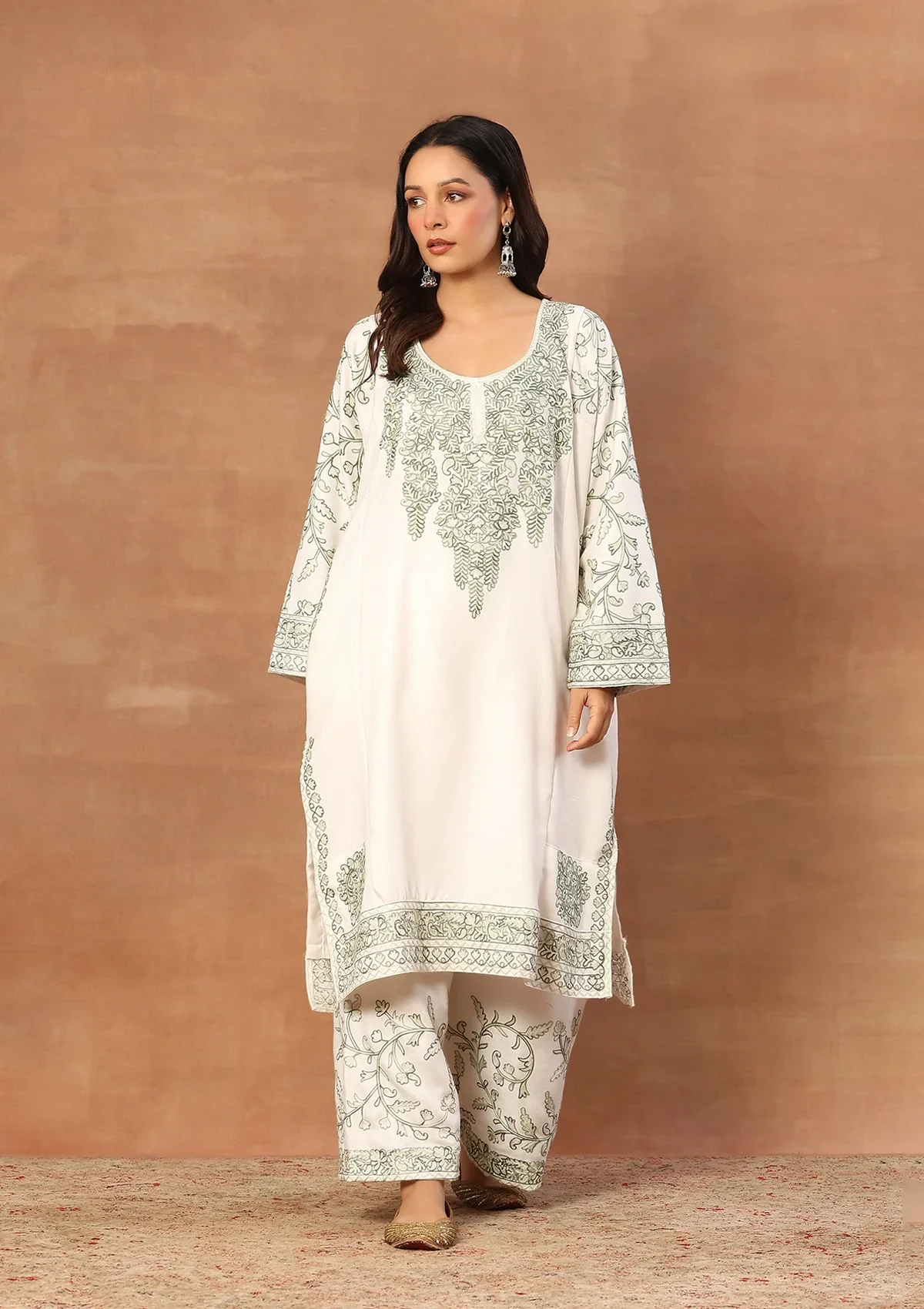 HOC Wool Aari Embroidered Solid Women's 3 Pc Long Phiran Set - White - Image 5