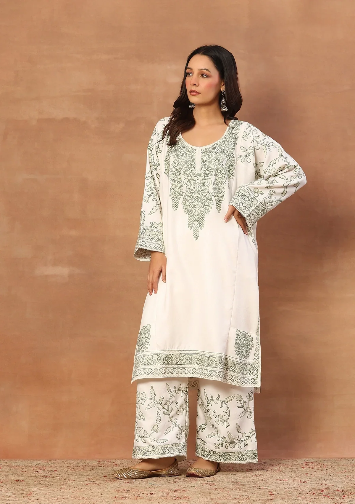 HOC Wool Aari Embroidered Solid Women's 3 Pc Long Phiran Set - White - Image 6