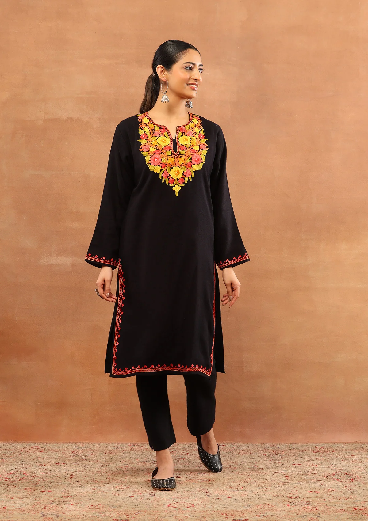 HOC Wool Aari Embroidered Solid Women's Long Kurta - Black