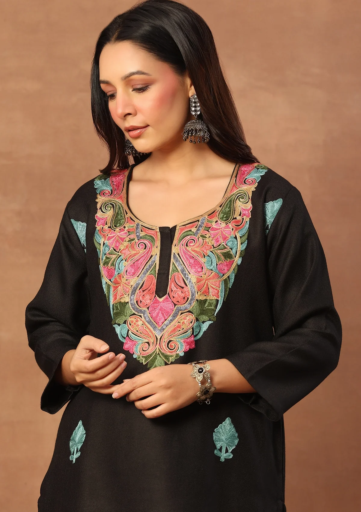 HOC Wool Aari Embroidered Solid Women's Long Kurta Set-Black - Image 2