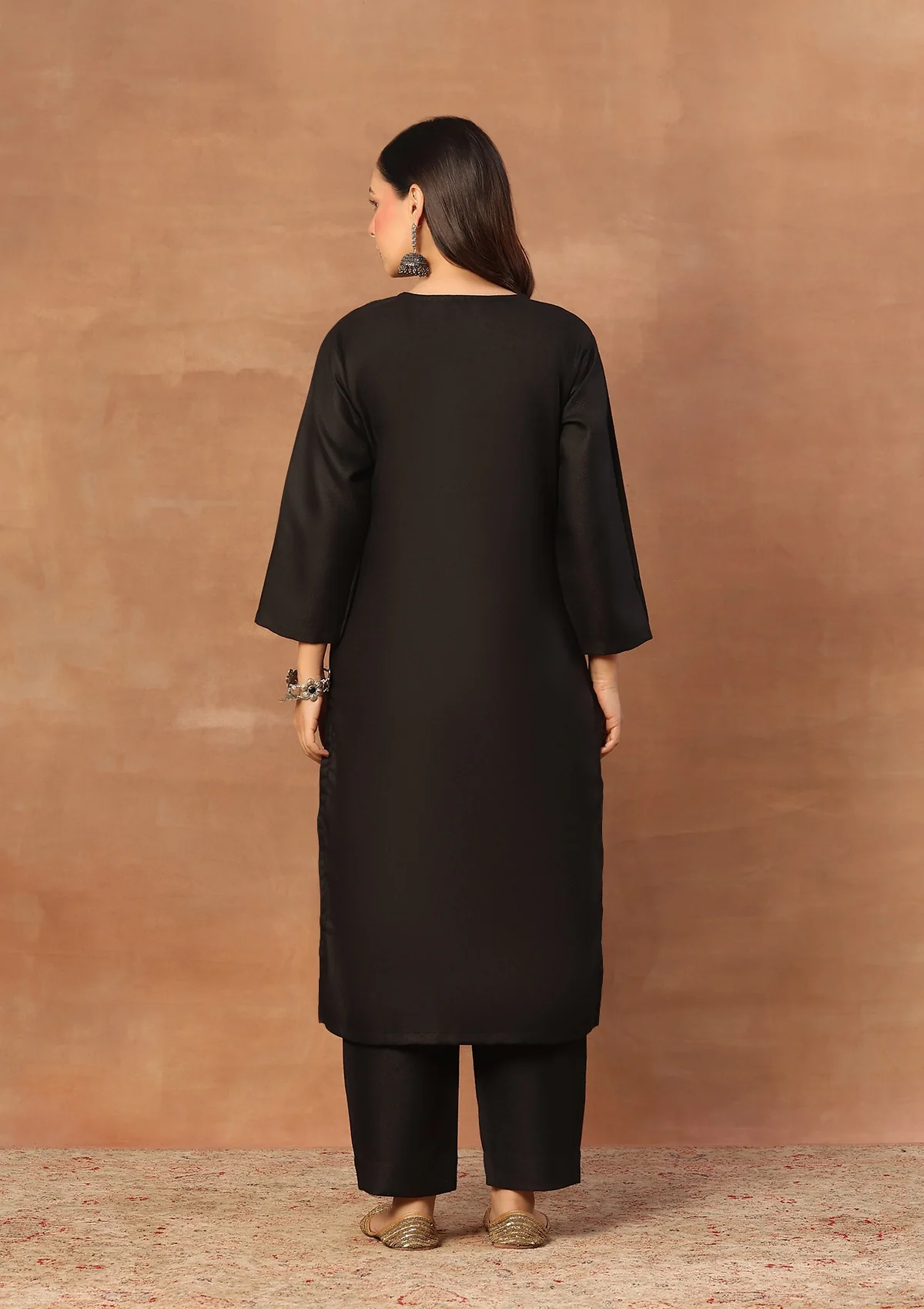 HOC Wool Aari Embroidered Solid Women's Long Kurta Set-Black - Image 6