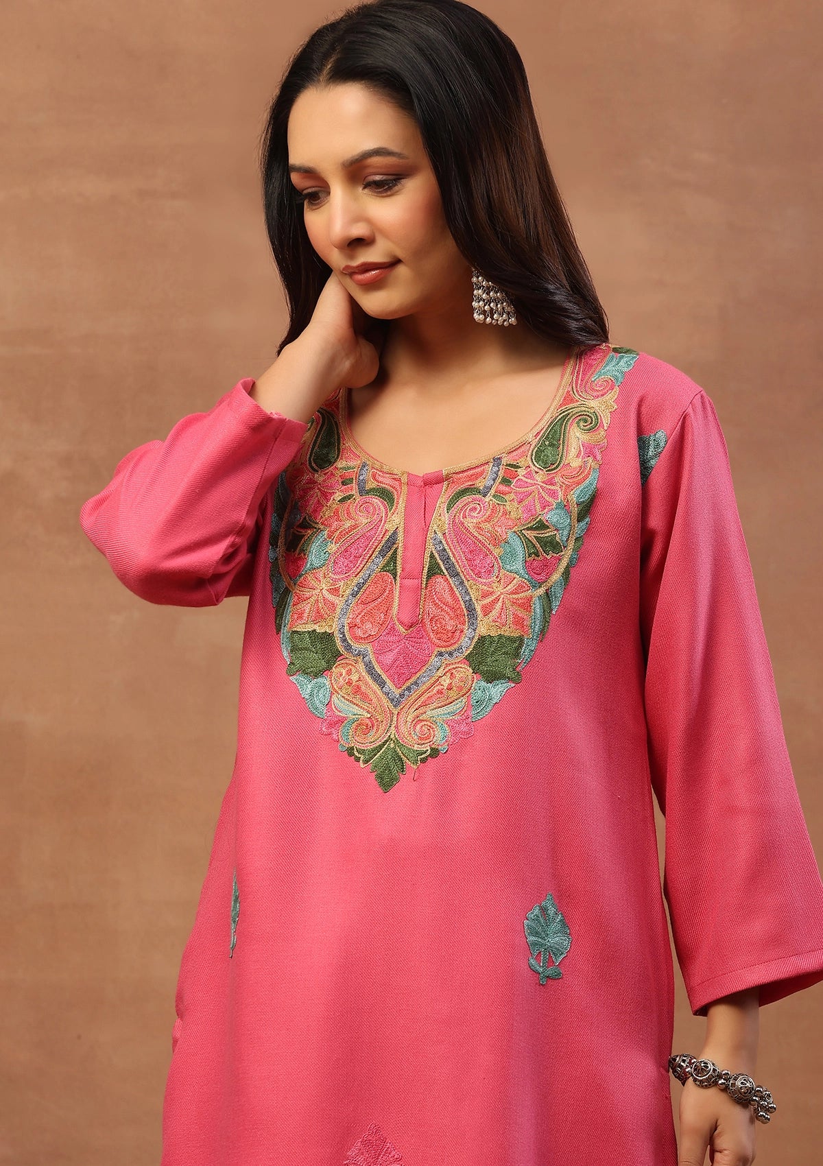 HOC Wool Aari Embroidered Solid Women's Long Kurta Set-Dusty Pink - Image 2