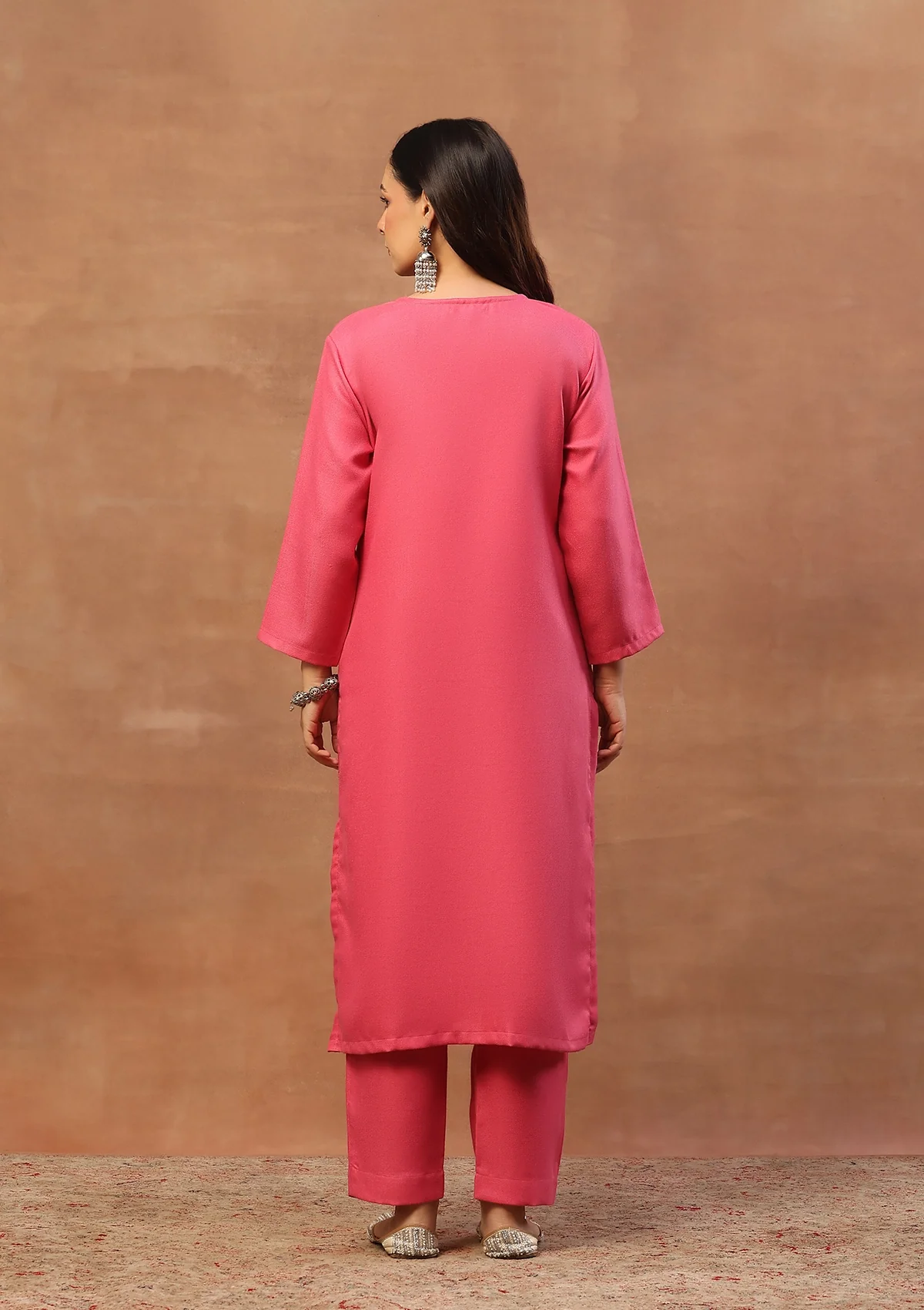 HOC Wool Aari Embroidered Solid Women's Long Kurta Set-Dusty Pink - Image 7