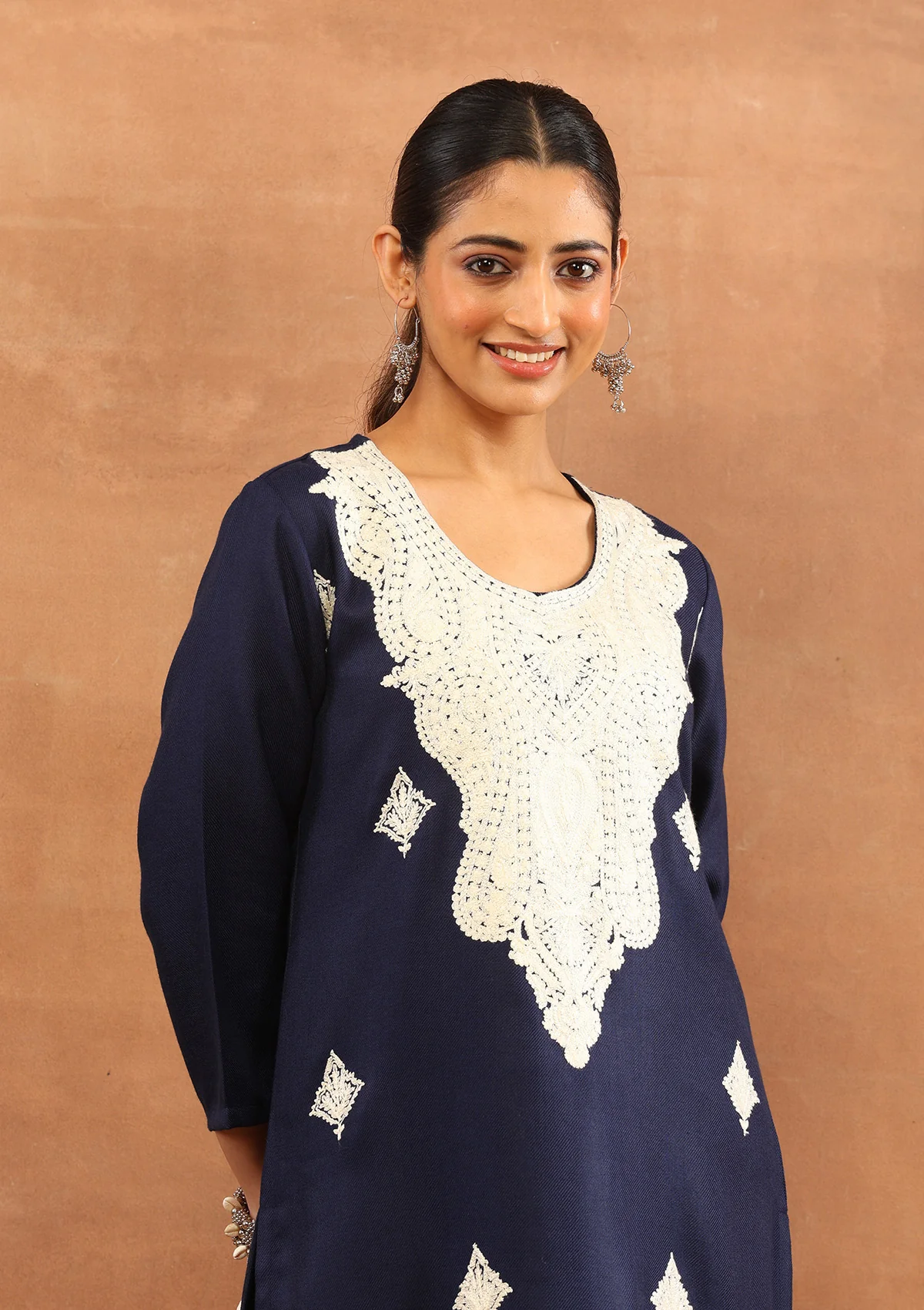 HOC Wool Aari Embroidered Solid Women's Long Kurta Set - Navy - Image 2