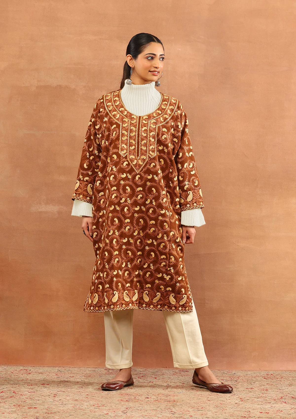 HOC Wool Aari Embroidered Solid Women's Long Phiran - Brown