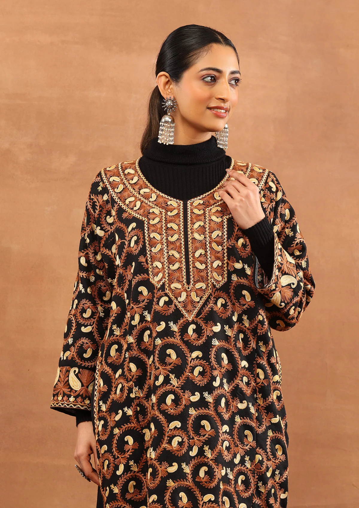 HOC Wool Aari Embroidered Solid Women's Long Phiran - Black - Image 2
