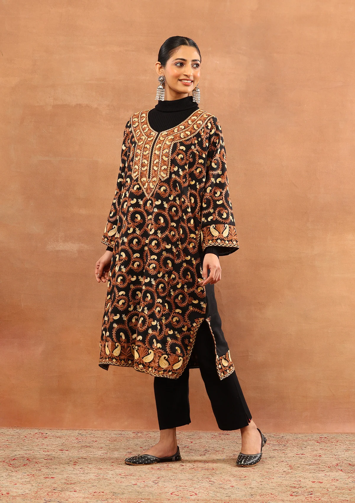 HOC Wool Aari Embroidered Solid Women's Long Phiran - Black - Image 3