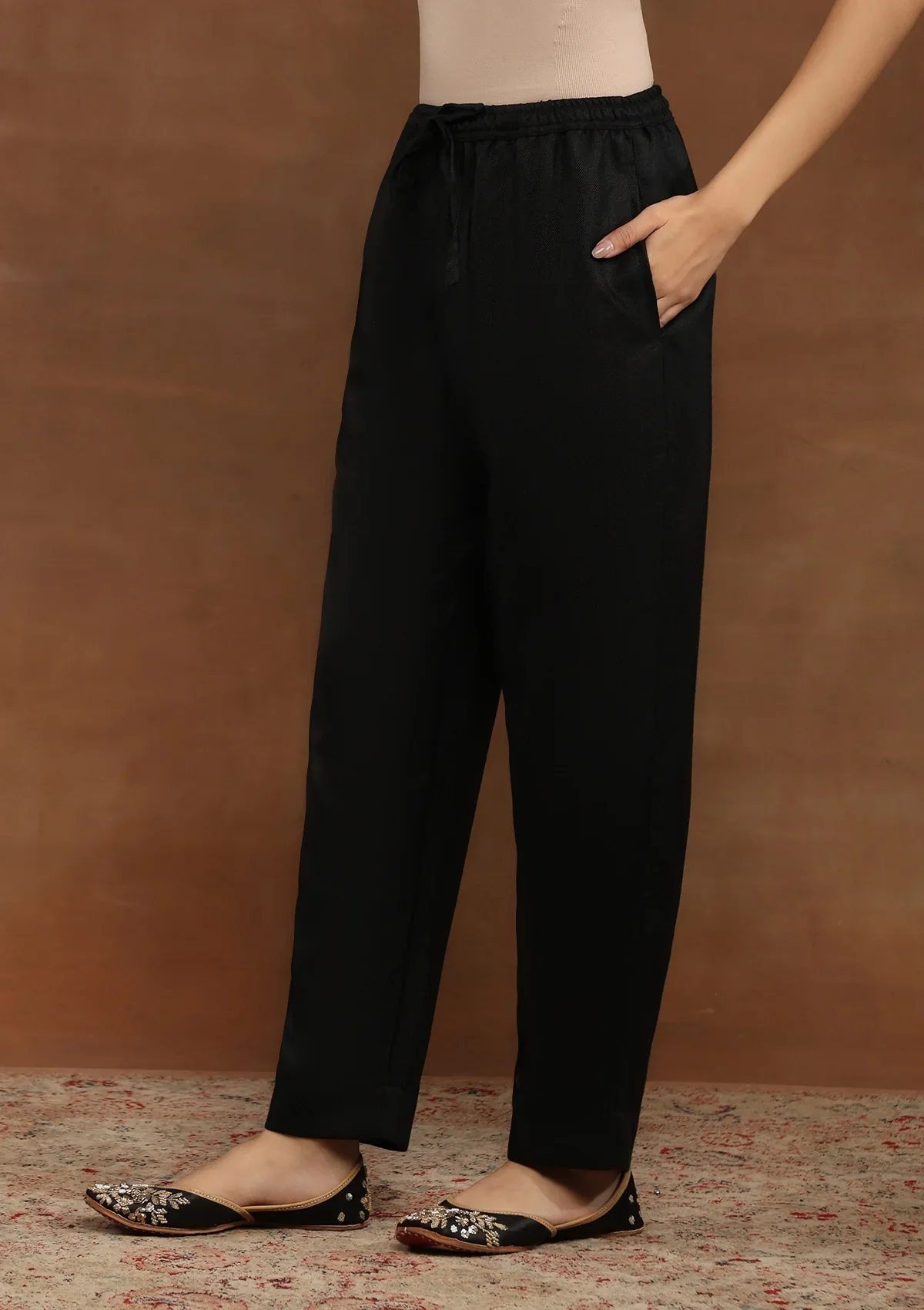 HOC Wool Aari Embroidered Solid Women's Phiran-Black - Image 5