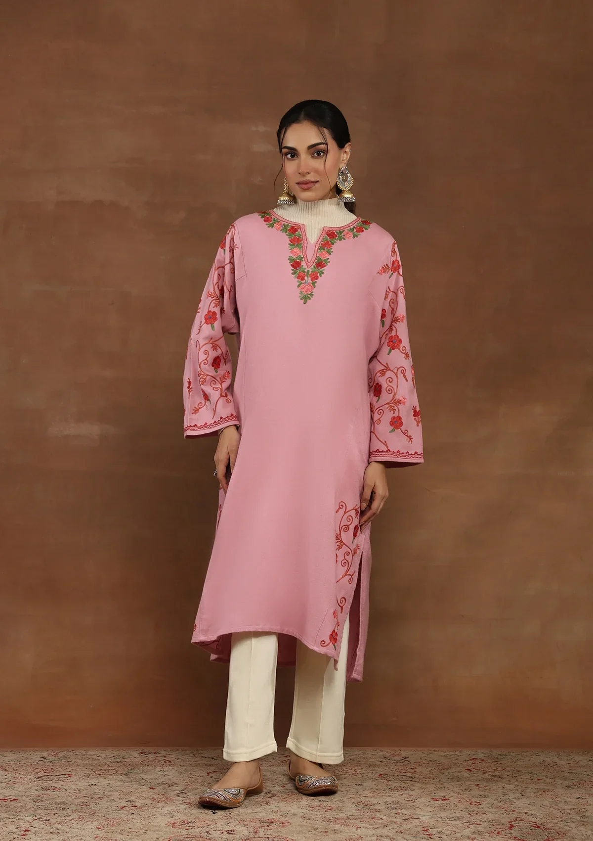 HOC Wool Aari Embroidered Solid Women's Phiran-Pink