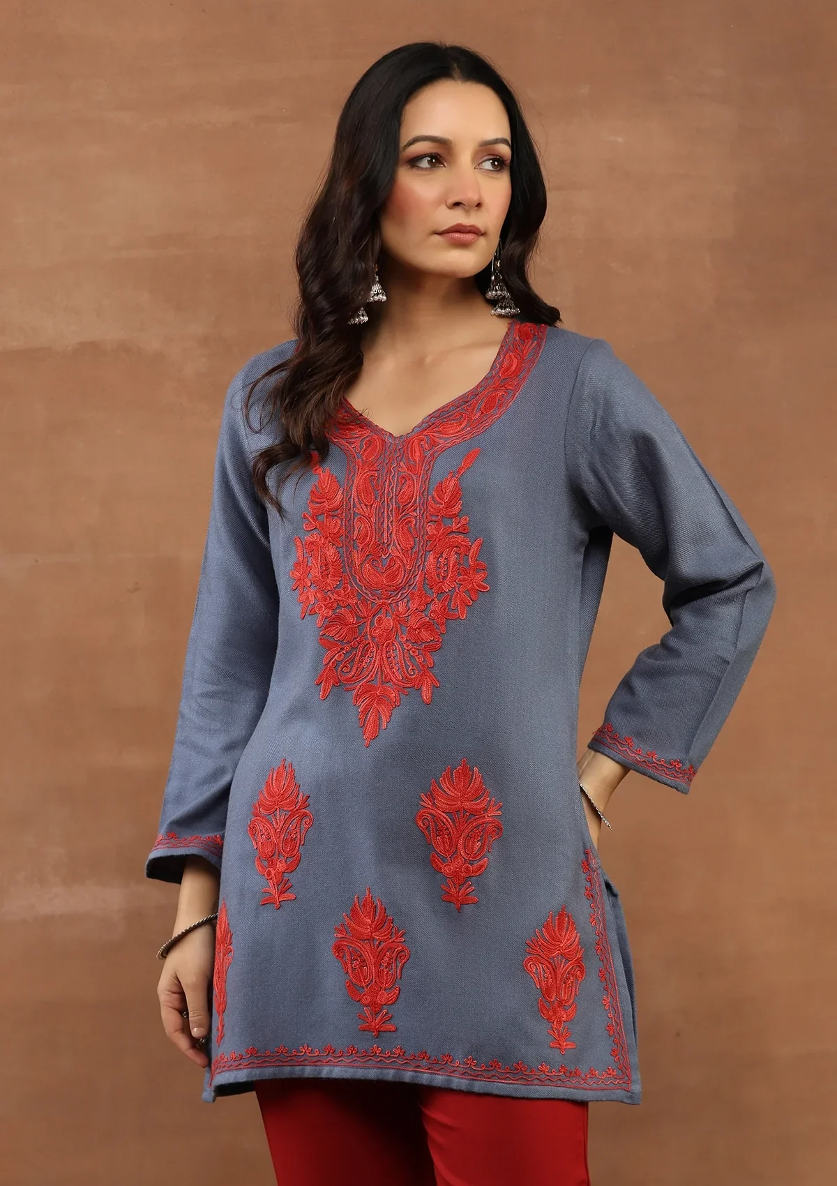 HOC Wool Aari Embroidered Solid Women's Short Kurta-Powder Blue