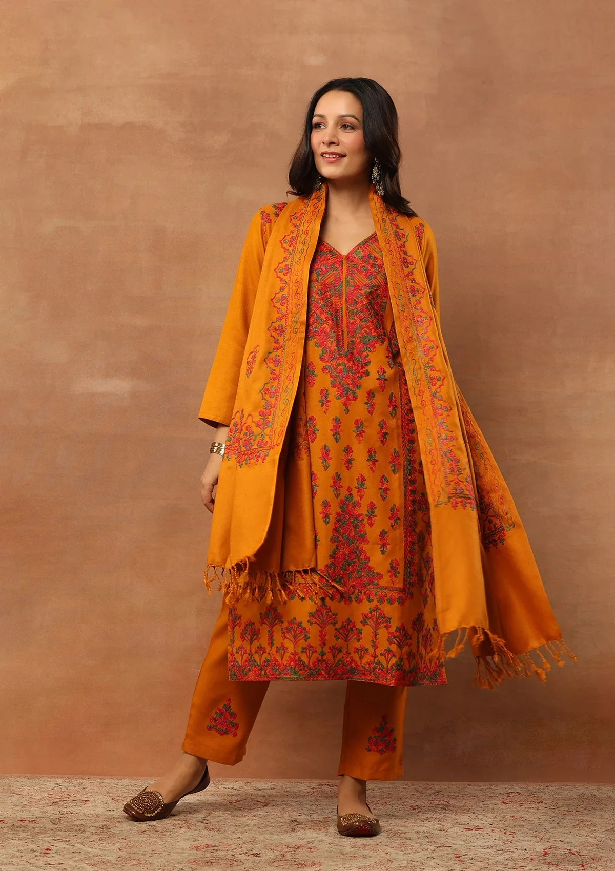 HOC Wool Aari Embroidered Straight Kurta Set With Dupatta-Mustard - Image 4