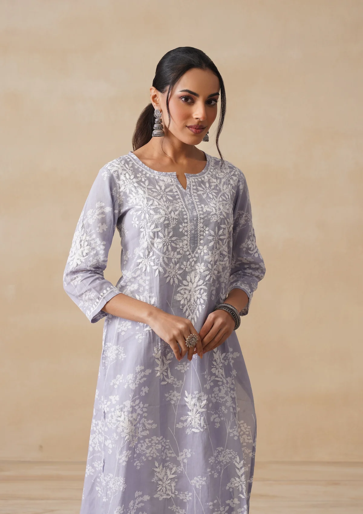 HOC Zainab Chikankari Mulmul Printed Straight Kurta -Grey - Image 4