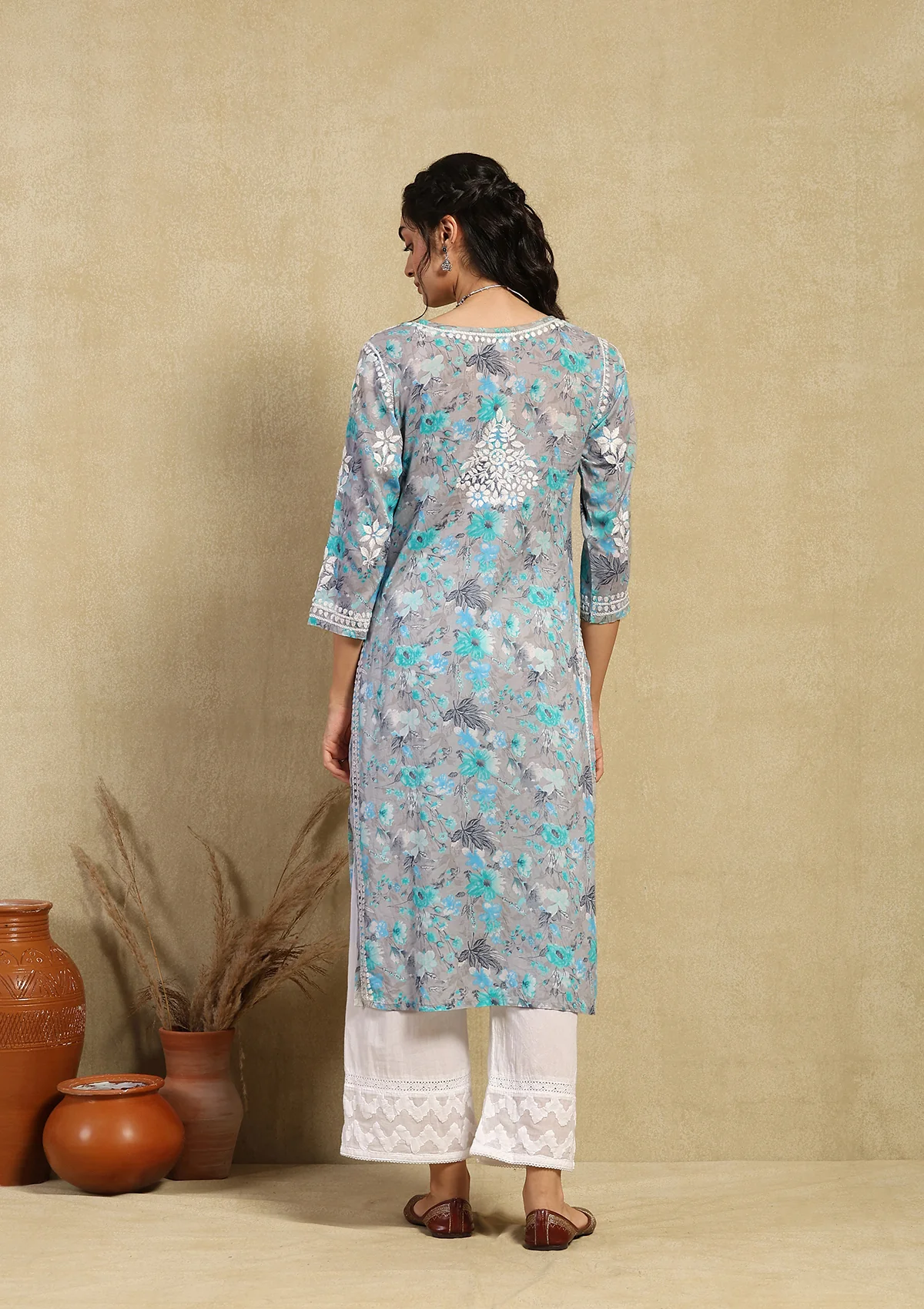 HOC Zarah Chikankari Mulmul Printed Straight Kurta - Image 5